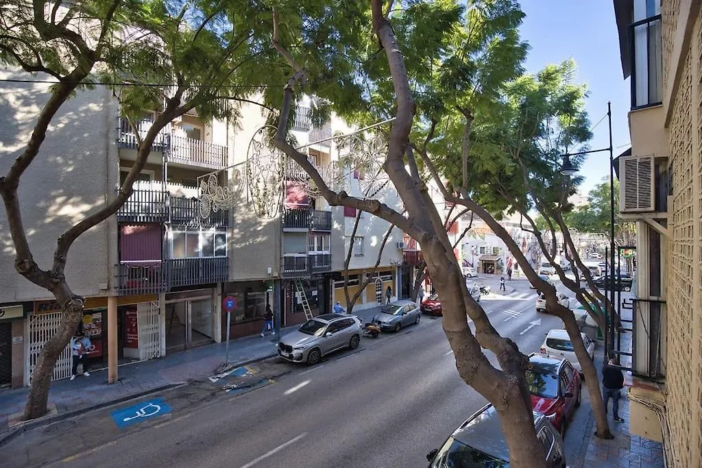 Modern & Vibrant, Urban Holiday Flat Fuengirola Appartamento