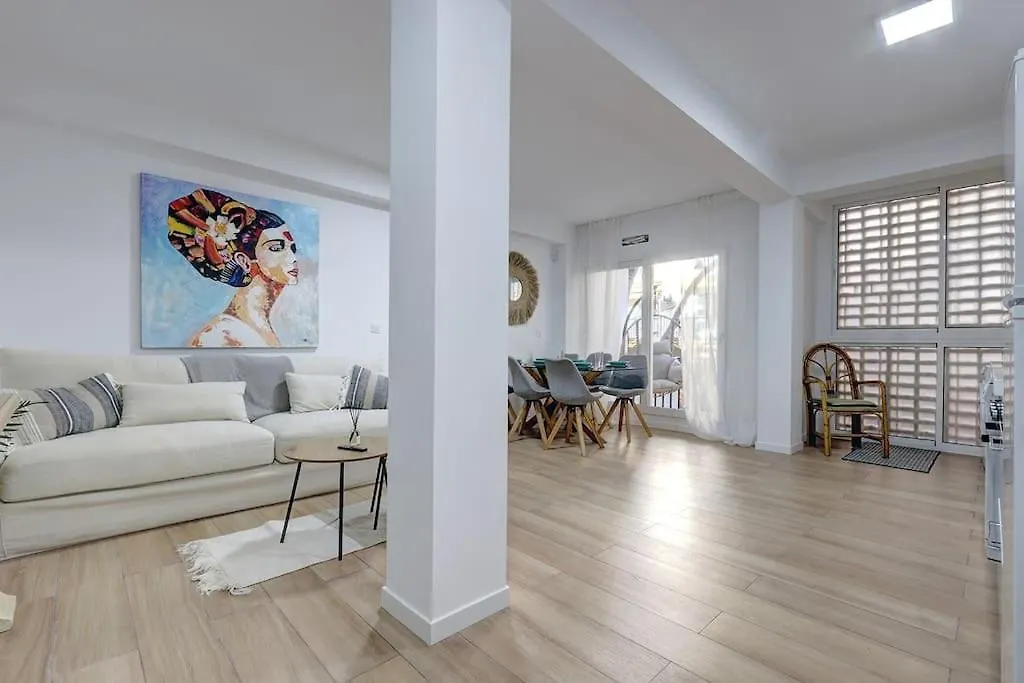 Apartment Modern & Vibrant, Urban Holiday Flat Fuengirola Spain